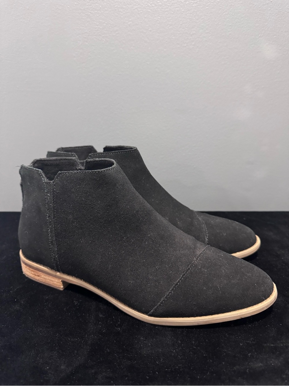 TOMS Wear Good Suede Leather Low Ankle Boot Booties Size 8.5